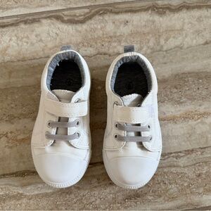 K KomForme Off White Toddler Boy Girl Shoes Kids White Hook loop Straps Size 6